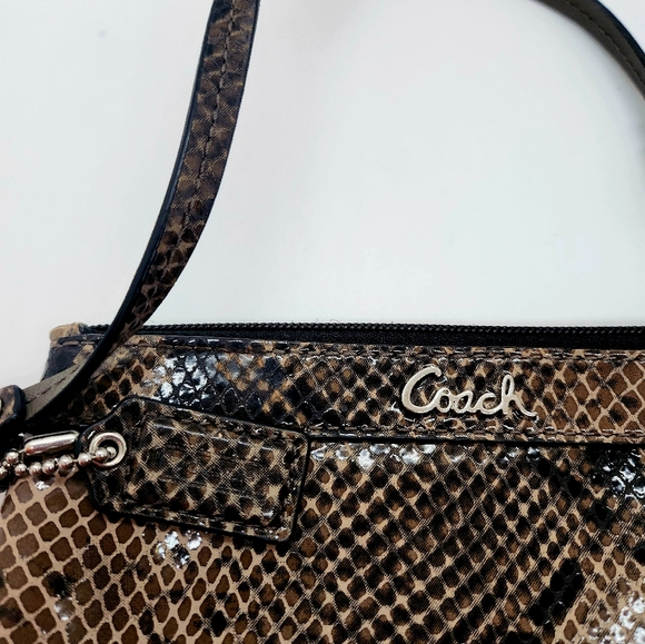 Coach Soho Embossed Exotic Leather Madison Wristlet - Picture 3 of 6